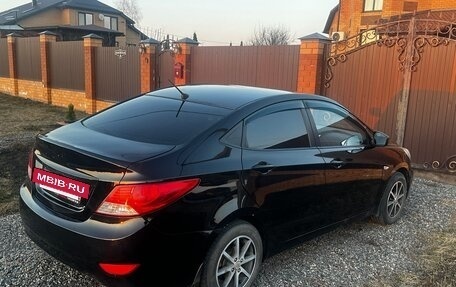 Hyundai Solaris II рестайлинг, 2012 год, 690 000 рублей, 9 фотография