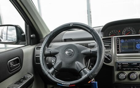 Nissan X-Trail, 2005 год, 700 000 рублей, 15 фотография