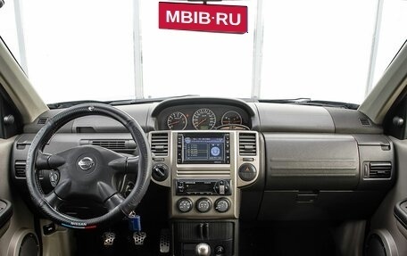 Nissan X-Trail, 2005 год, 700 000 рублей, 14 фотография