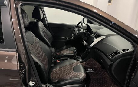 Hyundai Solaris II рестайлинг, 2015 год, 830 000 рублей, 28 фотография