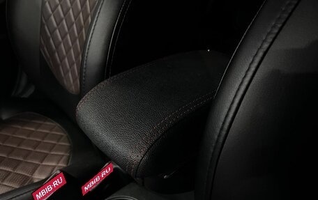 Hyundai Solaris II рестайлинг, 2015 год, 830 000 рублей, 31 фотография