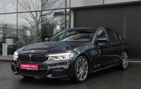 BMW 5 серия, 2018 год, 4 300 000 рублей, 1 фотография