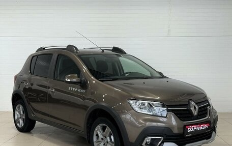 Renault Sandero II рестайлинг, 2019 год, 1 300 000 рублей, 1 фотография