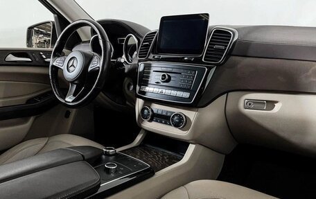 Mercedes-Benz GLS, 2016 год, 5 000 000 рублей, 26 фотография