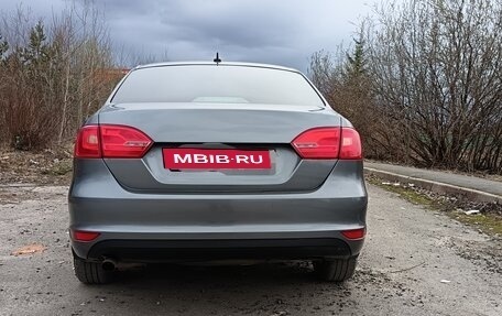 Volkswagen Jetta VI, 2014 год, 980 000 рублей, 4 фотография