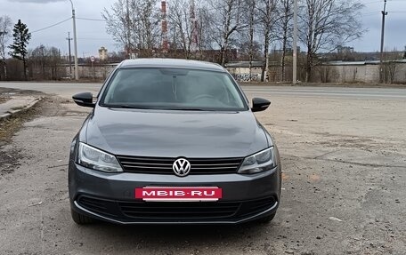 Volkswagen Jetta VI, 2014 год, 980 000 рублей, 6 фотография