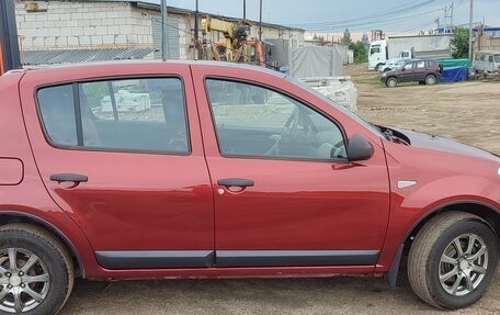 Renault Sandero I, 2010 год, 650 000 рублей, 8 фотография