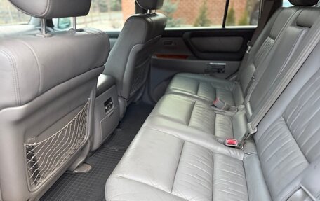 Toyota Land Cruiser 100 рестайлинг 2, 2004 год, 1 950 000 рублей, 9 фотография