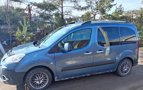 Peugeot Partner II рестайлинг 2, 2011 год, 495 000 рублей, 2 фотография