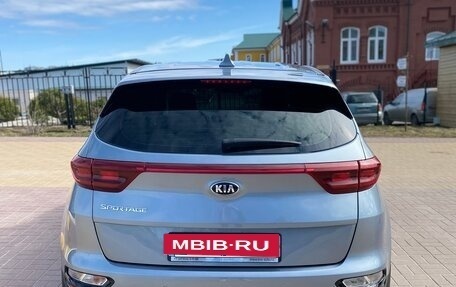 KIA Sportage IV рестайлинг, 2020 год, 2 400 000 рублей, 6 фотография