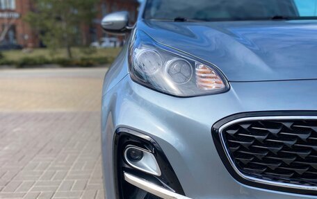 KIA Sportage IV рестайлинг, 2020 год, 2 400 000 рублей, 10 фотография