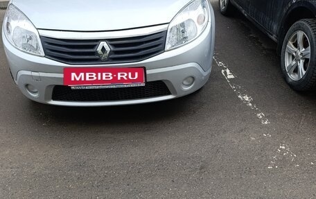 Renault Sandero II рестайлинг, 2013 год, 700 000 рублей, 3 фотография