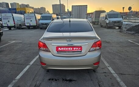 Hyundai Solaris II рестайлинг, 2011 год, 670 000 рублей, 5 фотография
