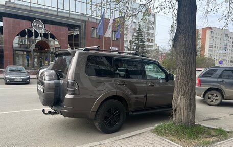 Mitsubishi Pajero IV, 2011 год, 3 200 000 рублей, 2 фотография