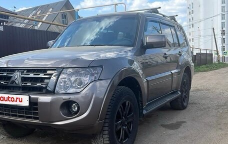 Mitsubishi Pajero IV, 2011 год, 3 200 000 рублей, 3 фотография