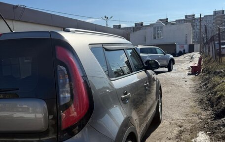 KIA Soul II рестайлинг, 2017 год, 1 430 000 рублей, 10 фотография