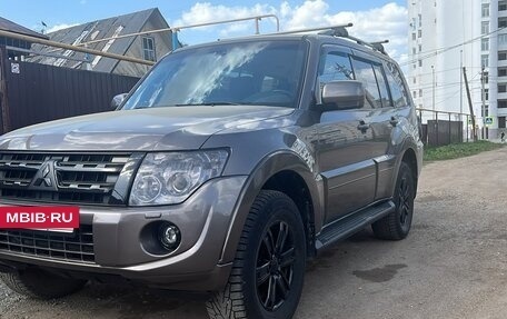 Mitsubishi Pajero IV, 2011 год, 3 200 000 рублей, 6 фотография