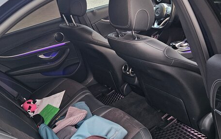 Mercedes-Benz E-Класс, 2018 год, 3 150 000 рублей, 6 фотография