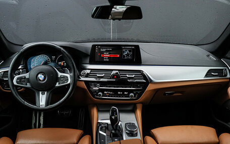 BMW 5 серия, 2018 год, 4 300 000 рублей, 10 фотография