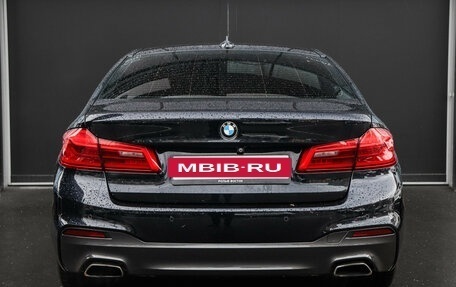 BMW 5 серия, 2018 год, 4 300 000 рублей, 5 фотография