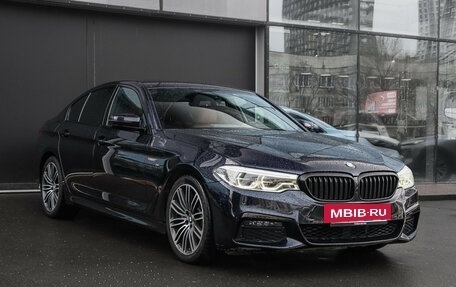 BMW 5 серия, 2018 год, 4 300 000 рублей, 3 фотография
