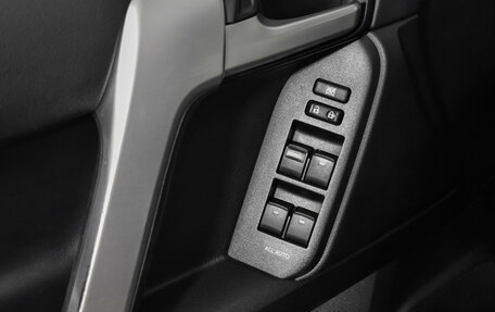 Toyota Land Cruiser Prado 150 рестайлинг 2, 2018 год, 4 747 860 рублей, 10 фотография