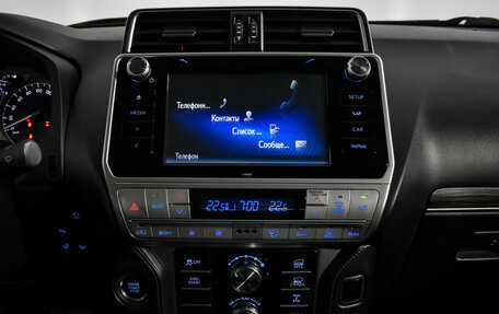 Toyota Land Cruiser Prado 150 рестайлинг 2, 2018 год, 4 747 860 рублей, 17 фотография