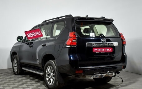 Toyota Land Cruiser Prado 150 рестайлинг 2, 2018 год, 4 747 860 рублей, 7 фотография