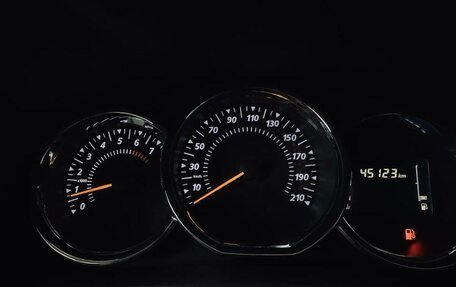 Renault Sandero II рестайлинг, 2019 год, 1 300 000 рублей, 14 фотография