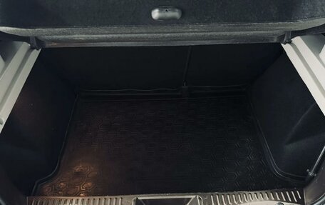 Renault Sandero II рестайлинг, 2019 год, 1 300 000 рублей, 24 фотография