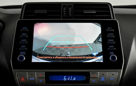 Toyota Land Cruiser Prado 150 рестайлинг 2, 2021 год, 6 300 000 рублей, 18 фотография