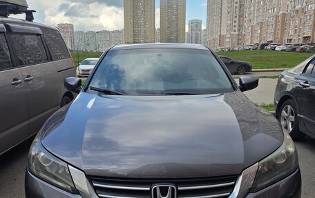 Honda Accord IX рестайлинг, 2015 год, 1 250 000 рублей, 1 фотография