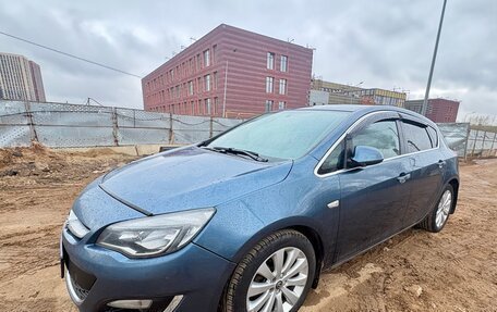 Opel Astra J, 2013 год, 650 000 рублей, 1 фотография