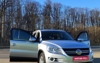 Volkswagen Tiguan I, 2010 год, 1 000 000 рублей, 1 фотография