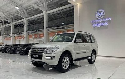 Mitsubishi Pajero IV, 2022 год, 7 880 000 рублей, 1 фотография