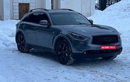 Infiniti FX II, 2012 год, 2 425 000 рублей, 1 фотография
