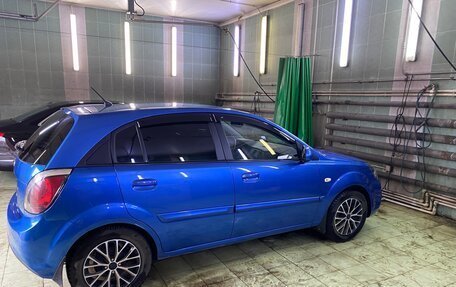 KIA Rio II, 2010 год, 900 000 рублей, 1 фотография