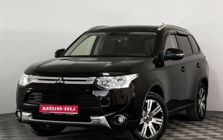 Mitsubishi Outlander III рестайлинг 3, 2014 год, 1 349 000 рублей, 1 фотография