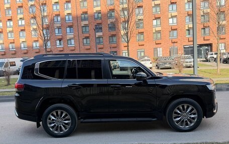 Toyota Land Cruiser, 2023 год, 11 950 000 рублей, 6 фотография