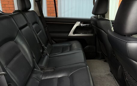 Toyota Land Cruiser 200, 2014 год, 3 300 000 рублей, 6 фотография