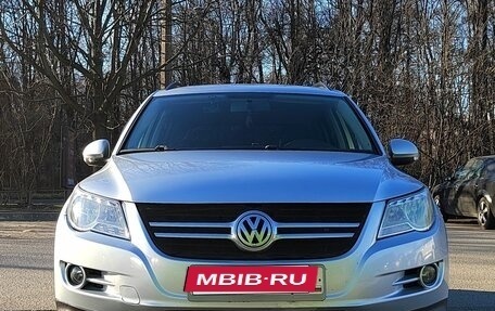 Volkswagen Tiguan I, 2010 год, 1 000 000 рублей, 3 фотография