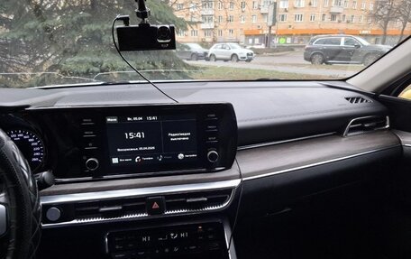 KIA K5, 2021 год, 1 900 000 рублей, 9 фотография