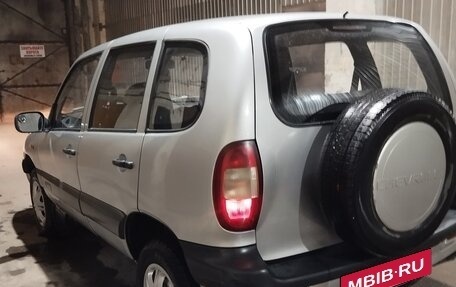 Chevrolet Niva I рестайлинг, 2004 год, 360 000 рублей, 5 фотография