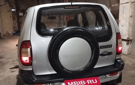 Chevrolet Niva I рестайлинг, 2004 год, 360 000 рублей, 4 фотография