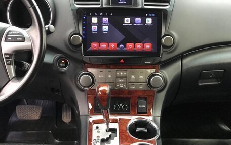 Toyota Highlander III, 2012 год, 2 600 000 рублей, 24 фотография