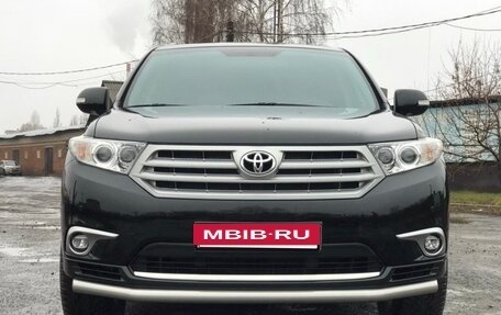 Toyota Highlander III, 2012 год, 2 600 000 рублей, 27 фотография