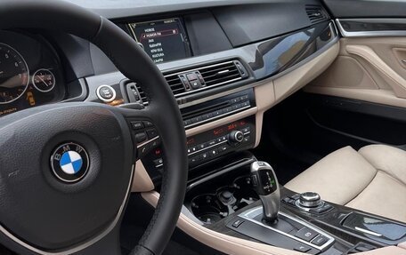 BMW 5 серия, 2010 год, 1 650 000 рублей, 12 фотография