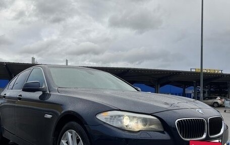 BMW 5 серия, 2010 год, 1 650 000 рублей, 14 фотография