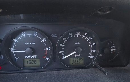 Chevrolet Niva I рестайлинг, 2018 год, 950 000 рублей, 8 фотография