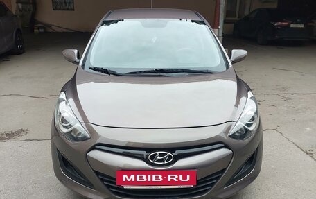 Hyundai i30 II рестайлинг, 2014 год, 1 160 000 рублей, 2 фотография